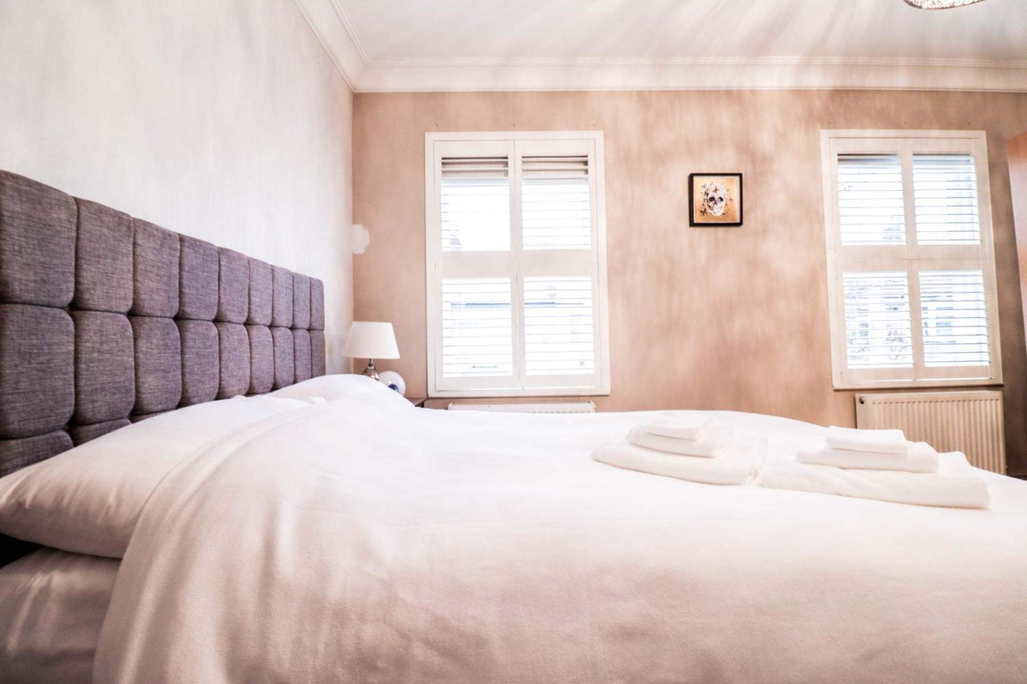 Chic 3-bedroom Family Retreat In Stratford, Fast Internet And Near Shops Casa vacanze Londra